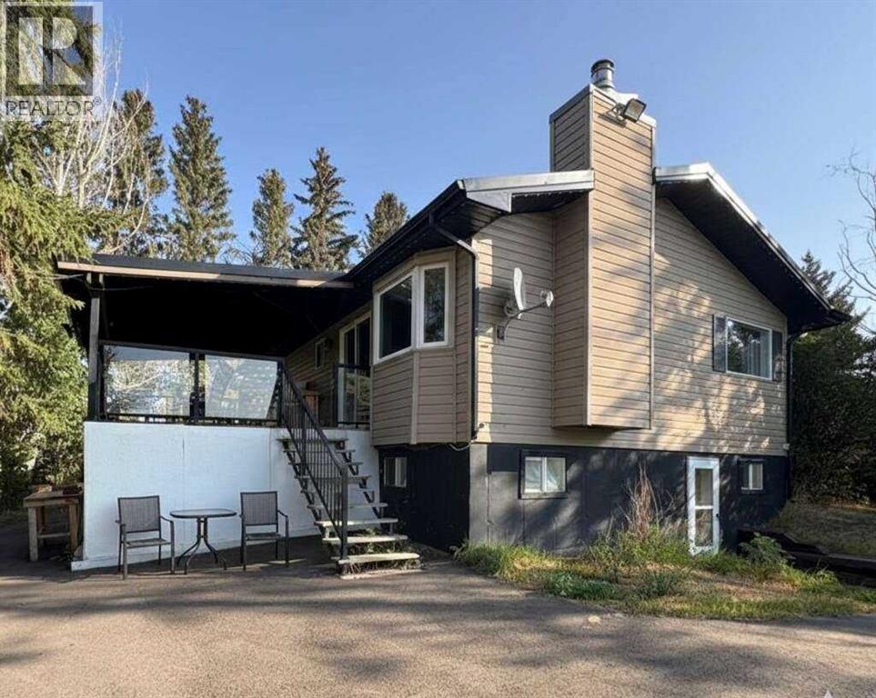 322060 Range Road 261, Rural Kneehill County, Alberta  T0M 2B0 - Photo 2 - A2285757