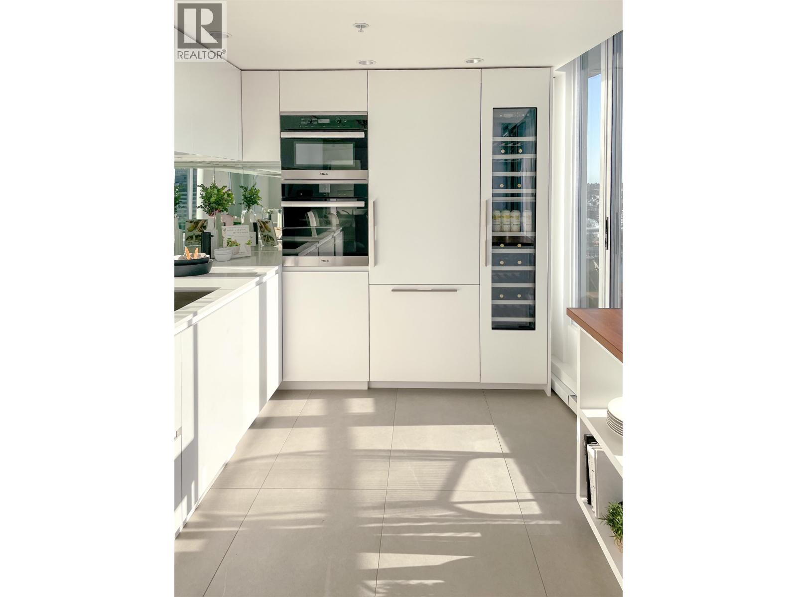 3703 689 Abbott Street, Vancouver, British Columbia  V6B 0J2 - Photo 11 - R3089158