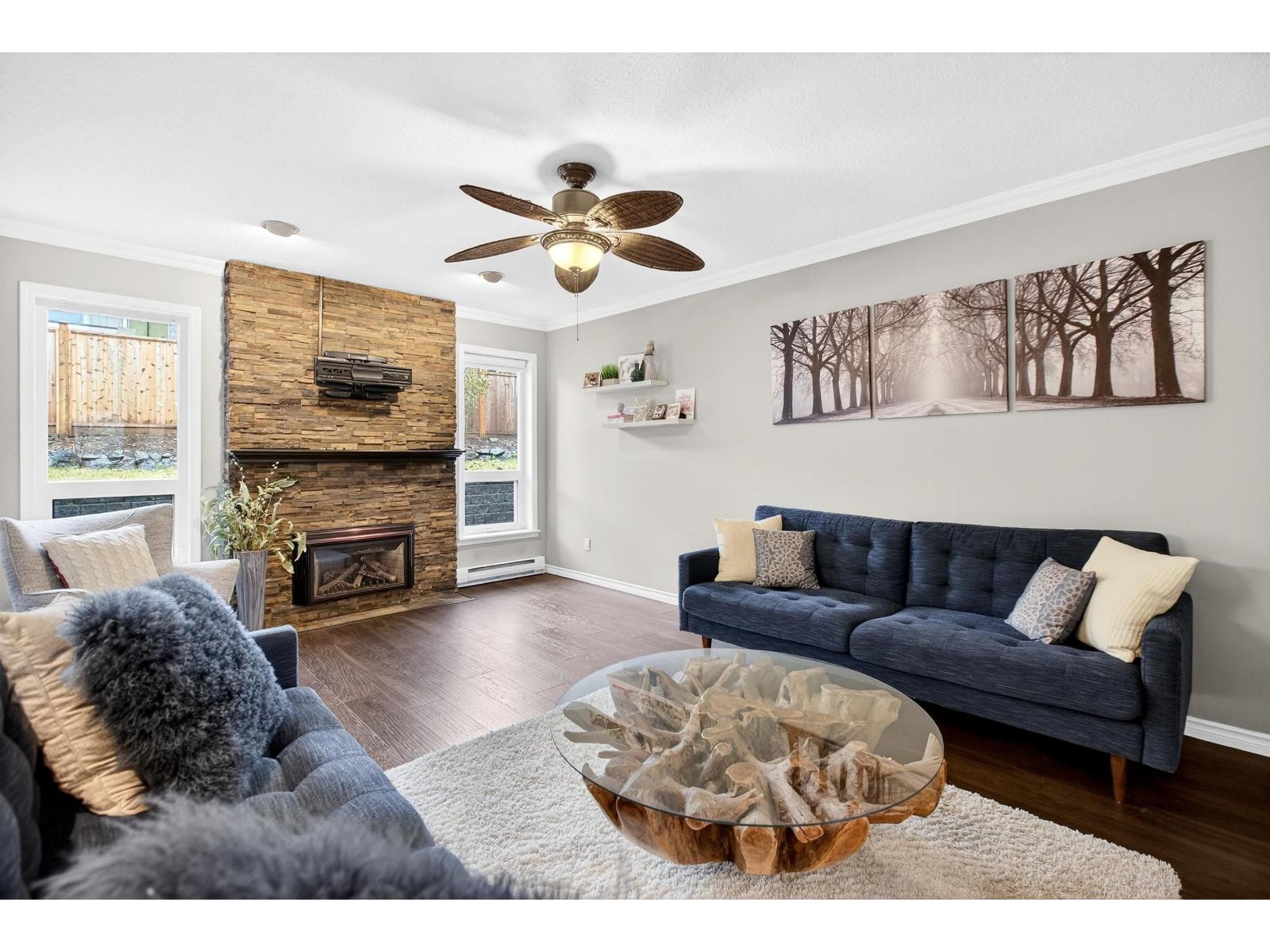 19712 49th Avenue, Langley, British Columbia  V3A 3R3 - Photo 4 - R3089127