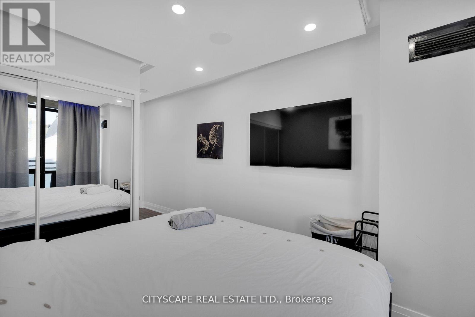 2308 - 3 Navy Wharf Court N, Toronto, Ontario  M5V 3V1 - Photo 15 - C12781392