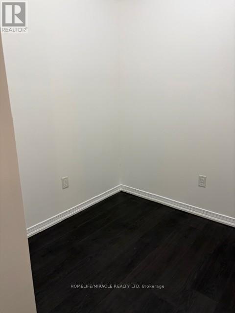 410 - 50 Sky Harbour Drive, Brampton, Ontario  L6Y 6B8 - Photo 9 - W12631502