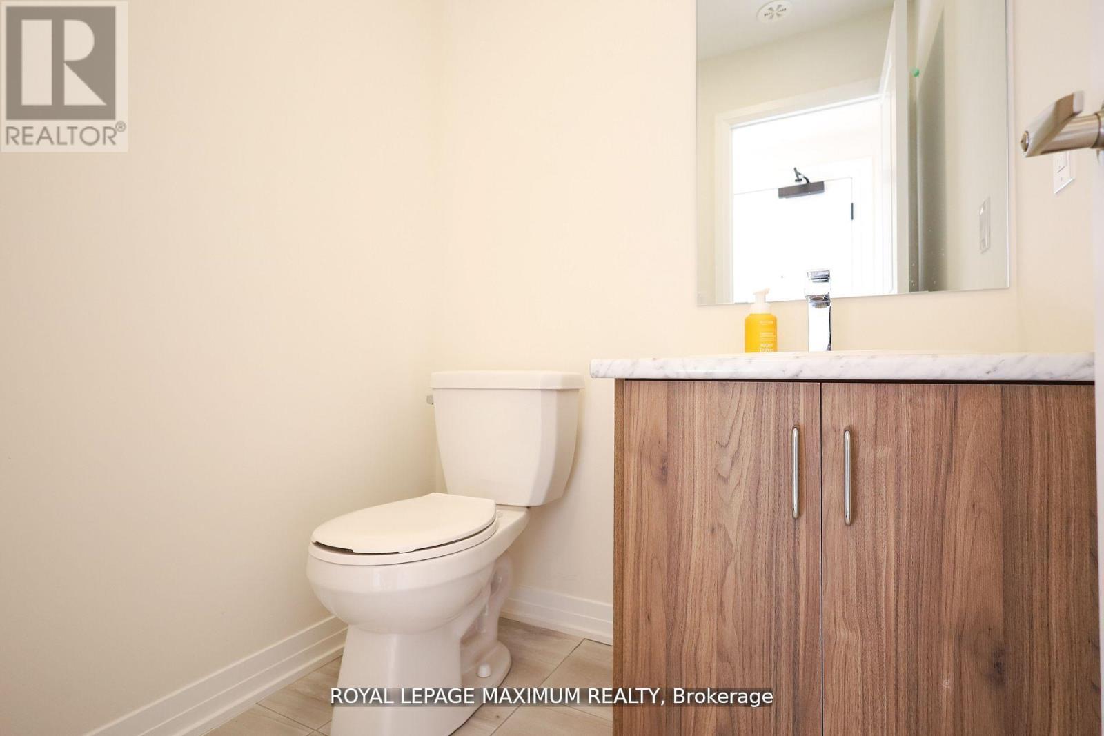 1 - 11 Baynes Way N, Bradford West Gwillimbury, Ontario  L3Z 4M1 - Photo 13 - N12781396