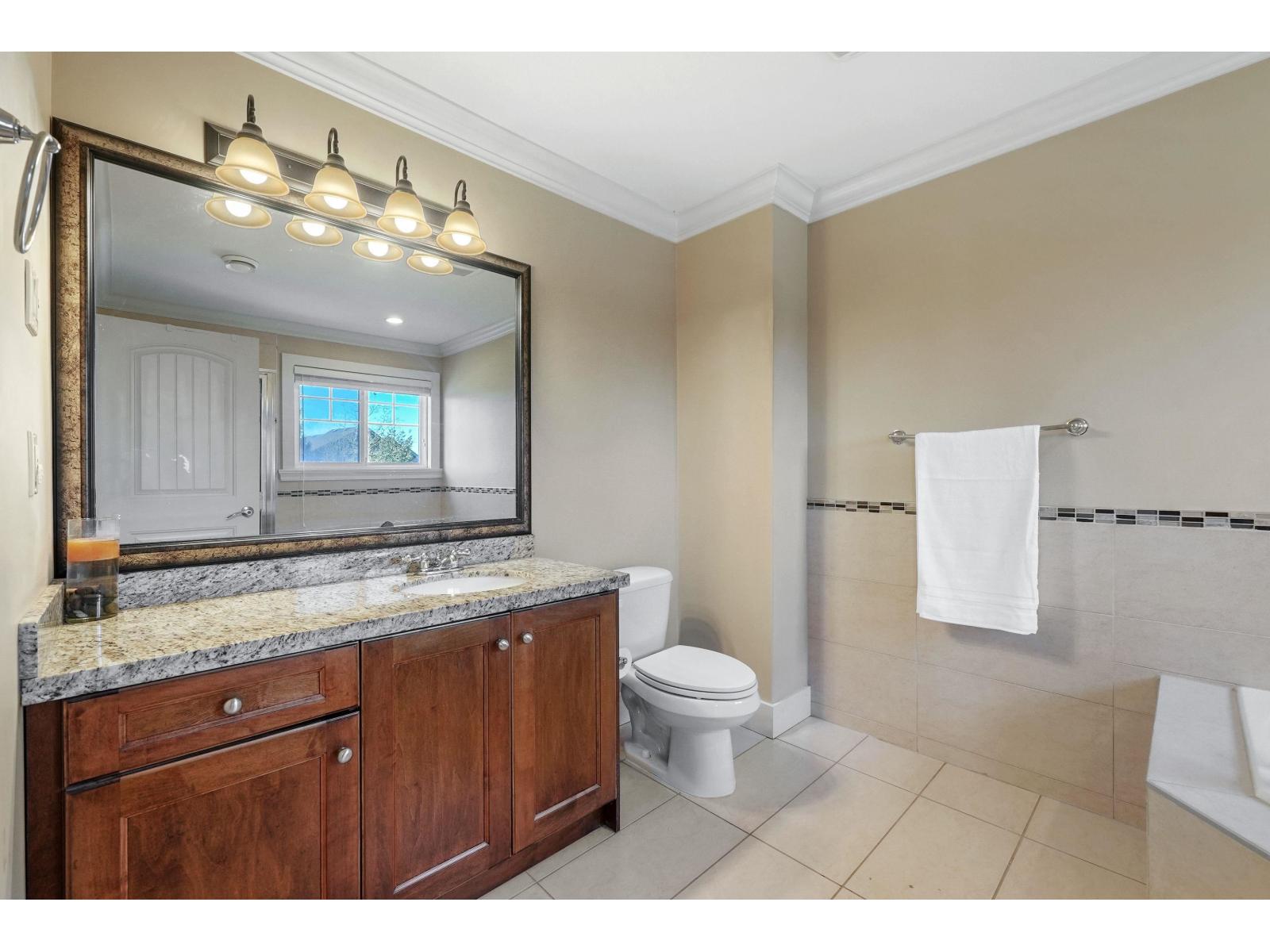 6865 196th Street, Surrey, British Columbia  V4N 5Y9 - Photo 13 - R3089213