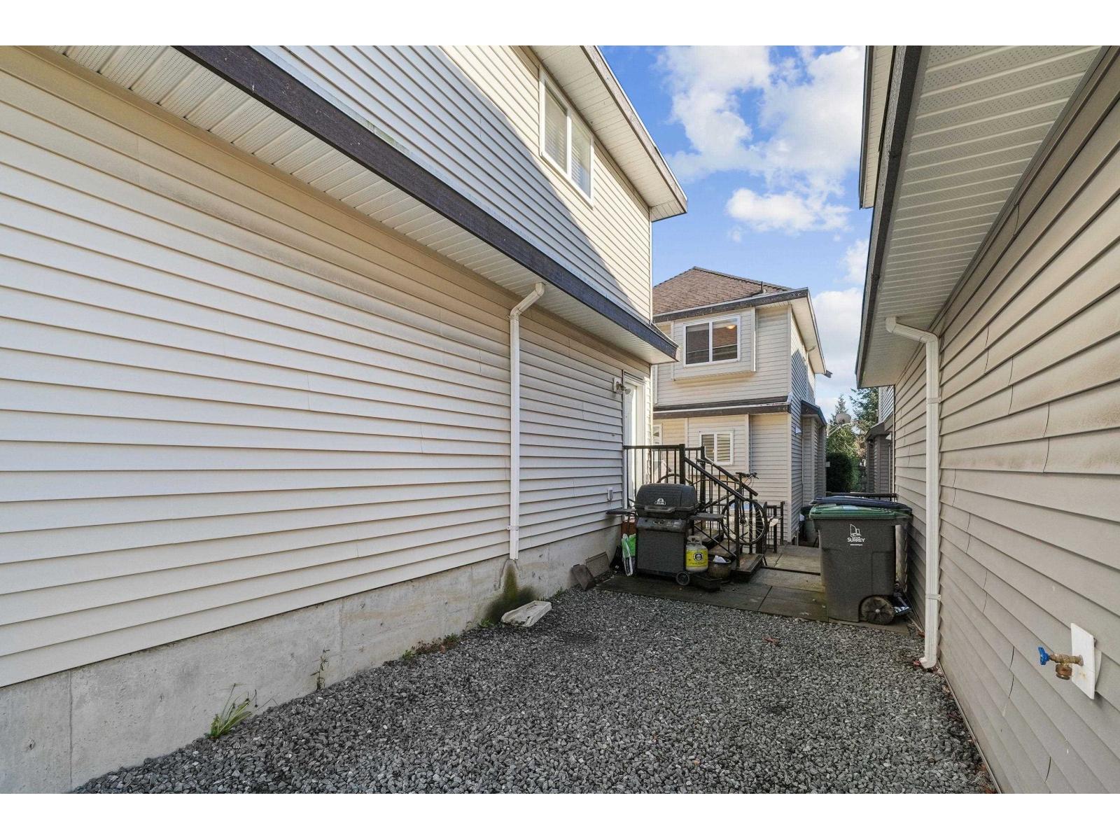 6865 196th Street, Surrey, British Columbia  V4N 5Y9 - Photo 27 - R3089213