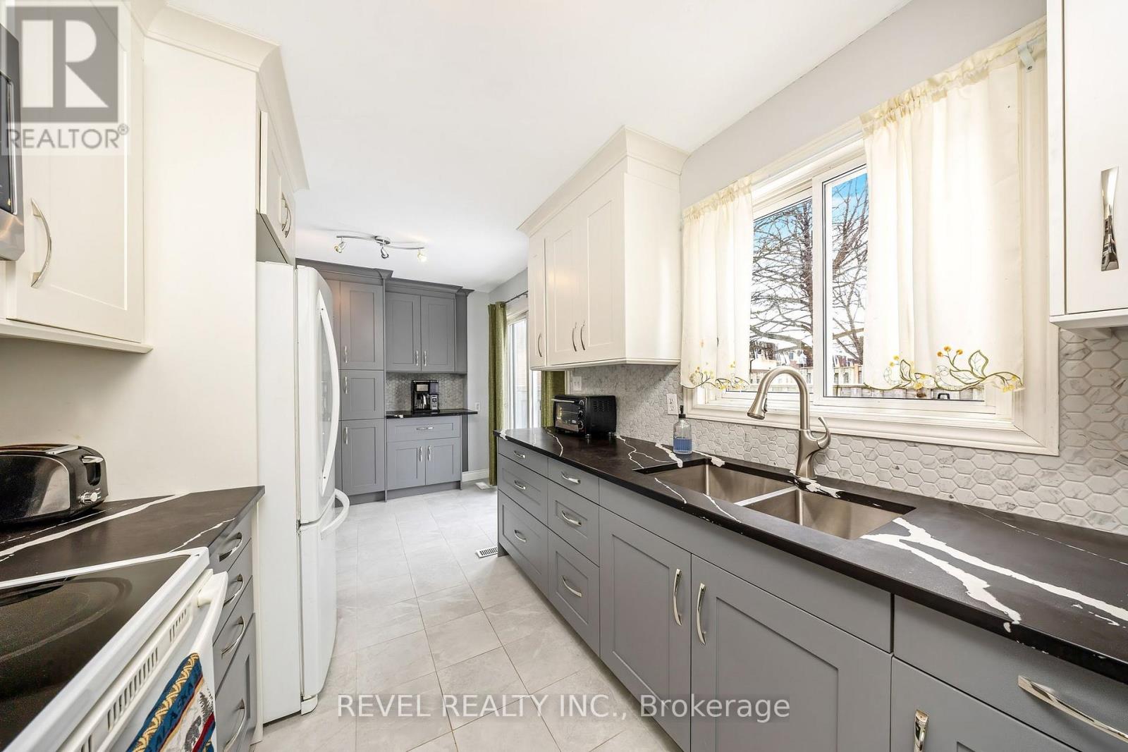 16 - 30 Heslop Road, Milton, Ontario  L9T 1B3 - Photo 11 - W12781378