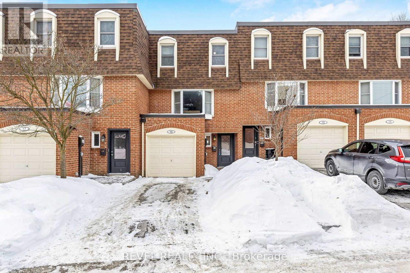 16 - 30 Heslop Road, Milton, Ontario  L9T 1B3 - Photo 6 - W12781378