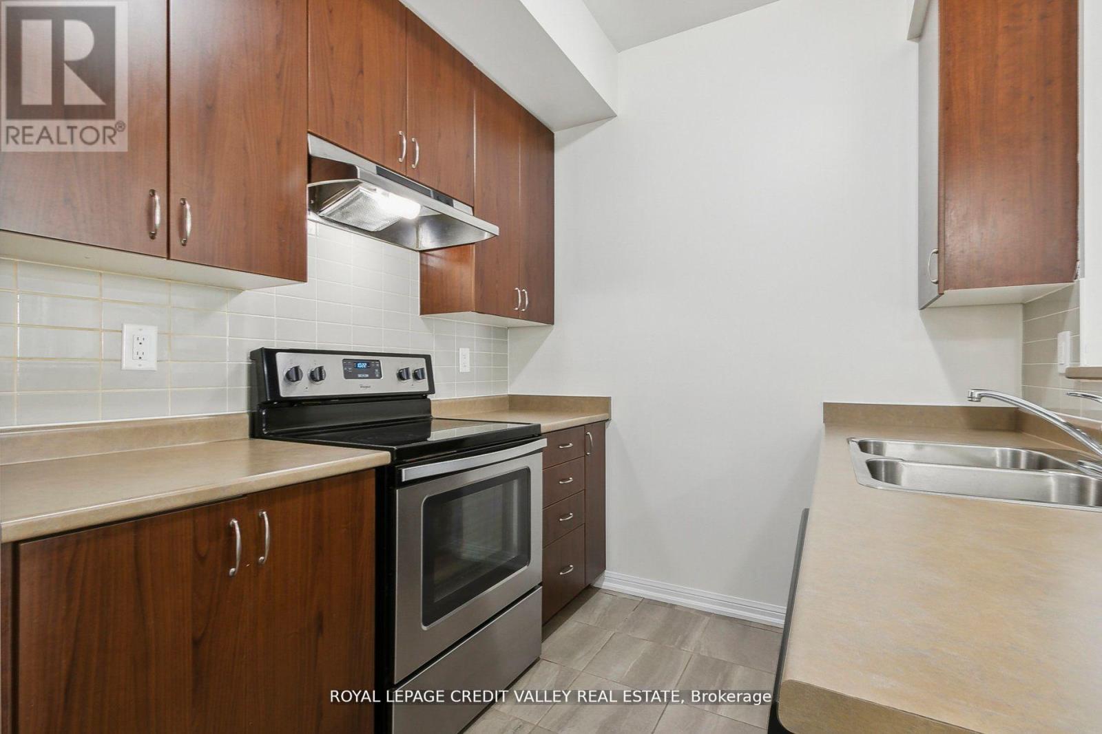 254 - 250 Sunny Meadow Boulevard, Brampton, Ontario  L6R 3Y6 - Photo 25 - W12781394