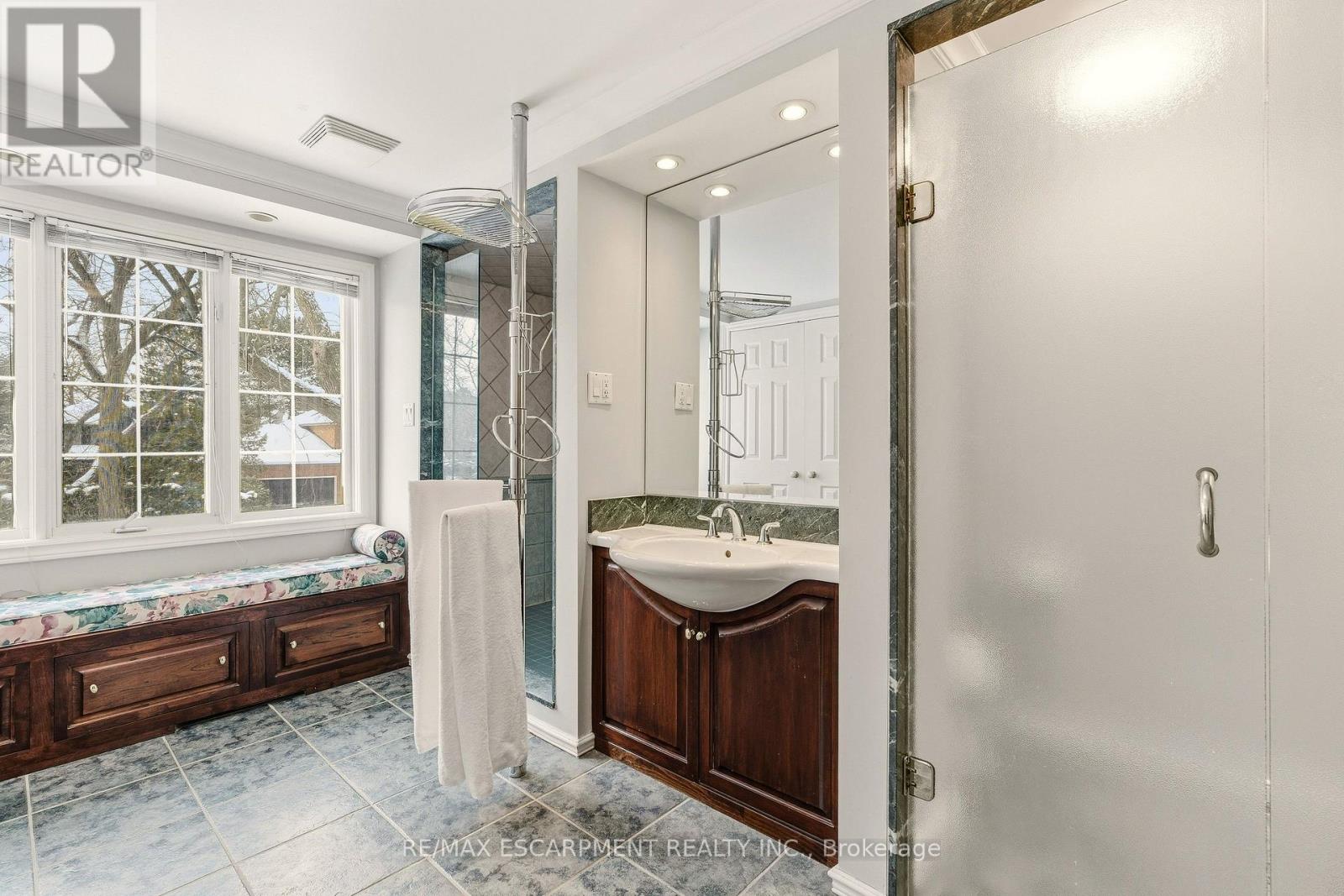 341 Shoreacres Road, Burlington, Ontario  L7L 5P3 - Photo 30 - W12781408