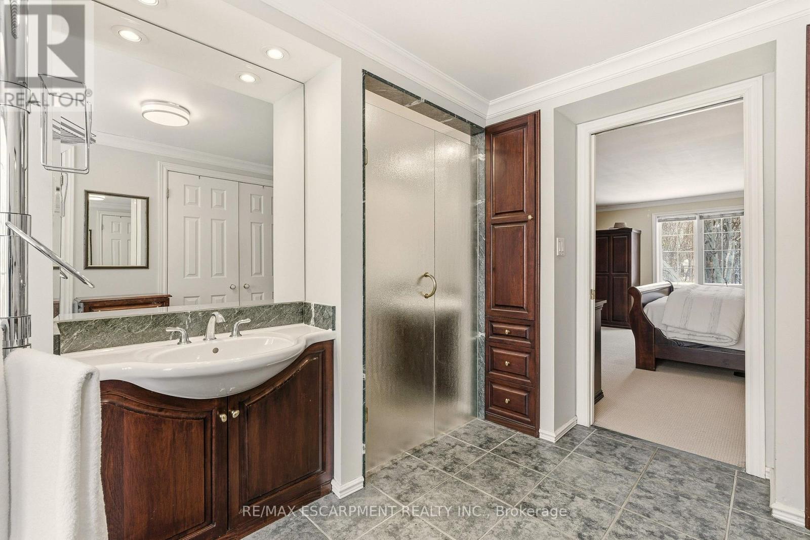 341 Shoreacres Road, Burlington, Ontario  L7L 5P3 - Photo 31 - W12781408