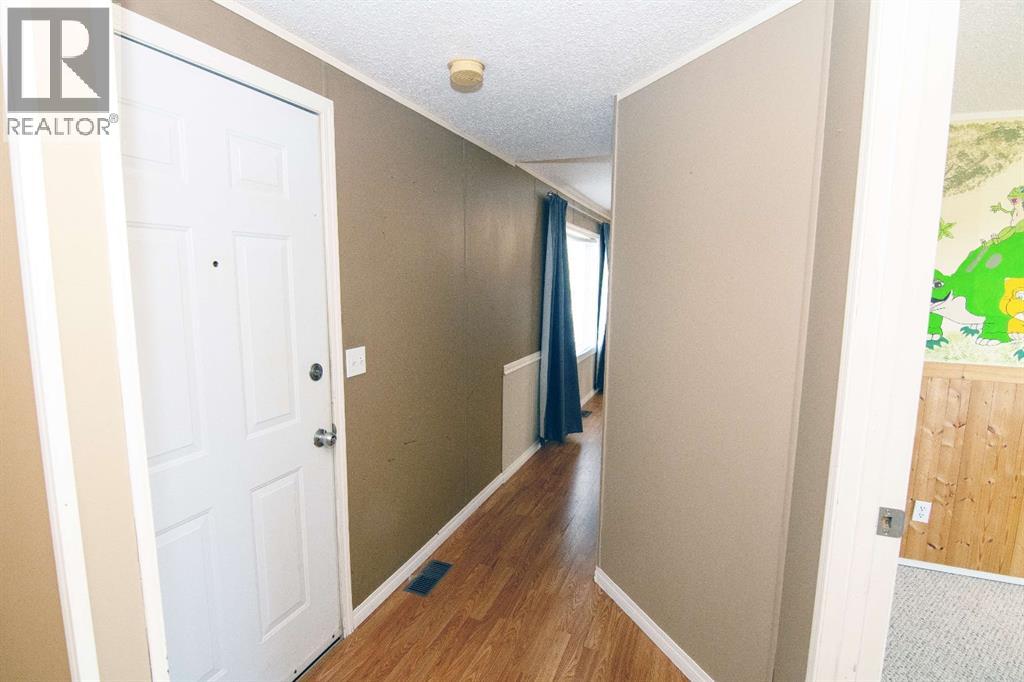 10 Westmount Drive, Cayley, Alberta  T0L 0P0 - Photo 4 - A2270213