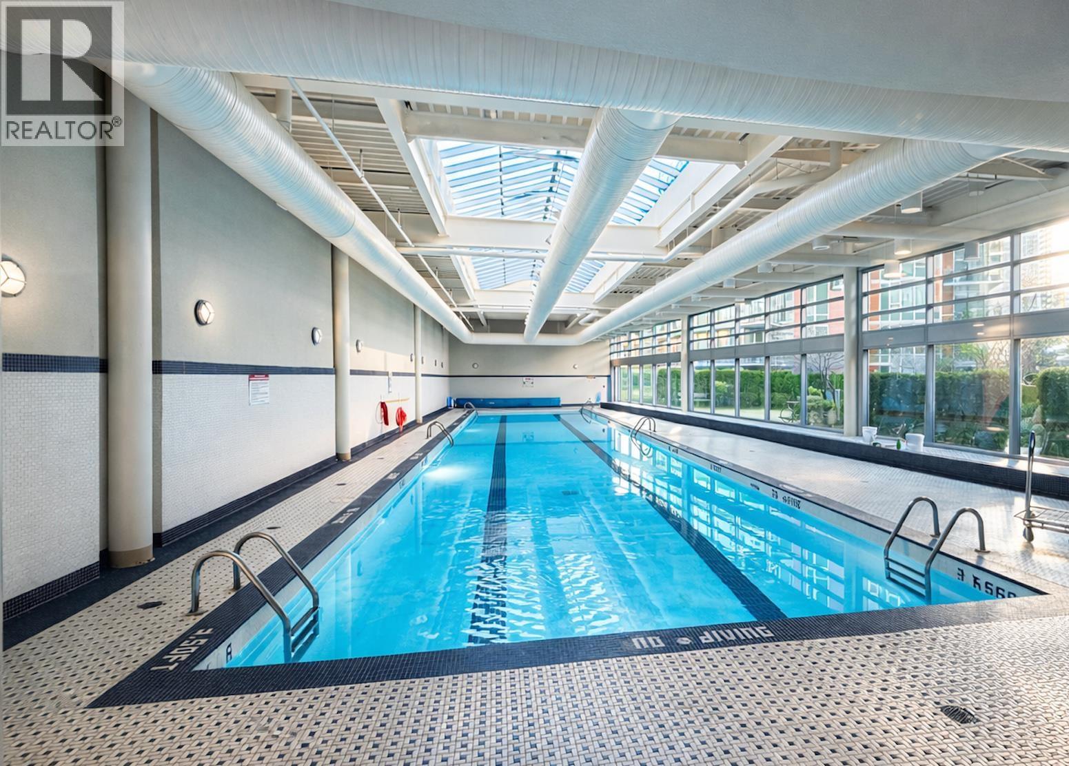 Listing Picture 14 of 19 : 2803 688 ABBOTT STREET, Vancouver / 溫哥華 - 魯藝地產 Yvonne Lu Group - MLS Medallion Club Member