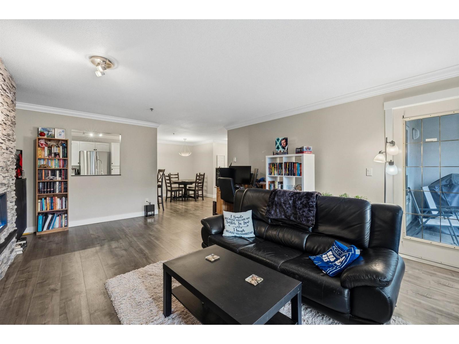 209 19721 64 Avenue, Langley, British Columbia  V2Y 1L1 - Photo 3 - R3088107