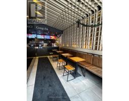 390 QUEEN STREET W, Toronto, Ontario