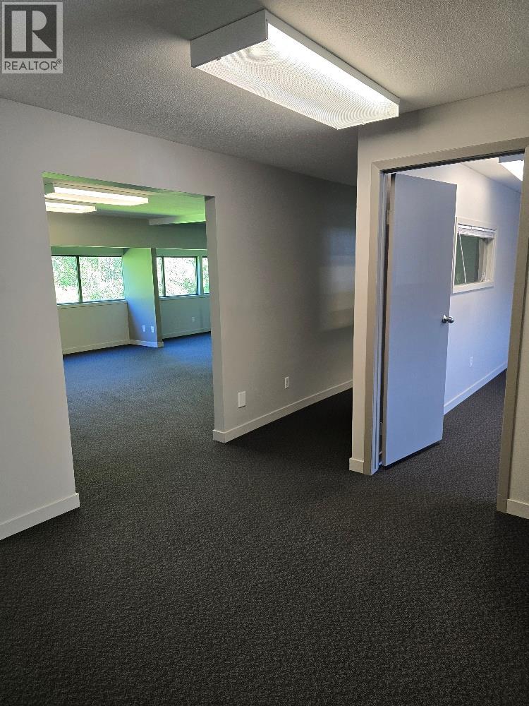 1414 Hunter Court Unit# 4, Kelowna, British Columbia  V1X 6E6 - Photo 4 - 10375619