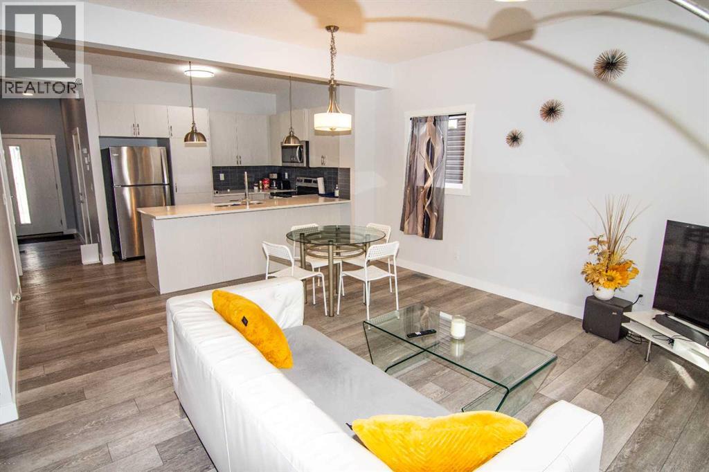 62 Walden Lane Se, Calgary, Alberta T2X 2A7 - Photo 7 - A2283776