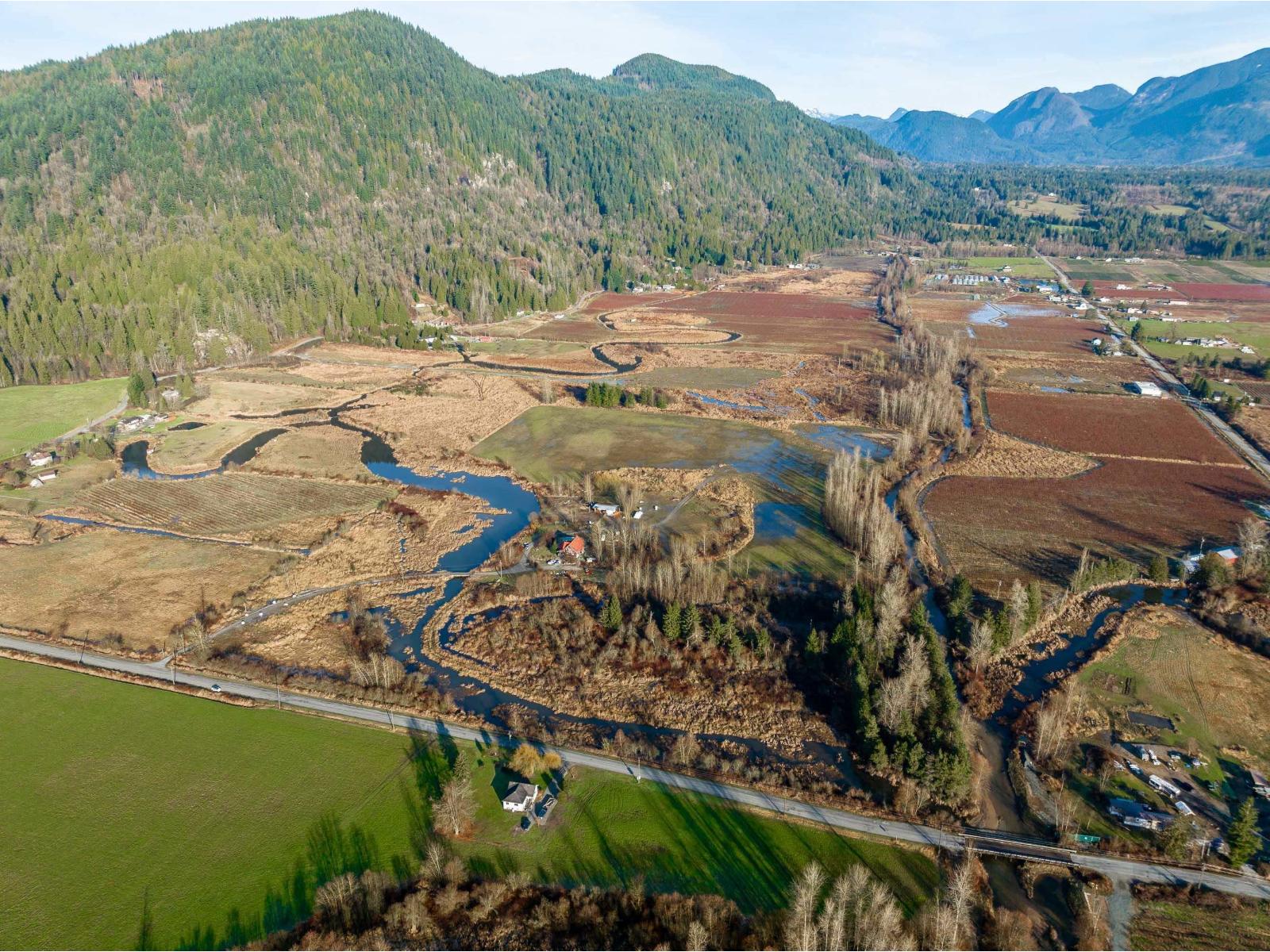 34995 Dale Road, Mission, British Columbia  V2V 0B7 - Photo 9 - R3087766