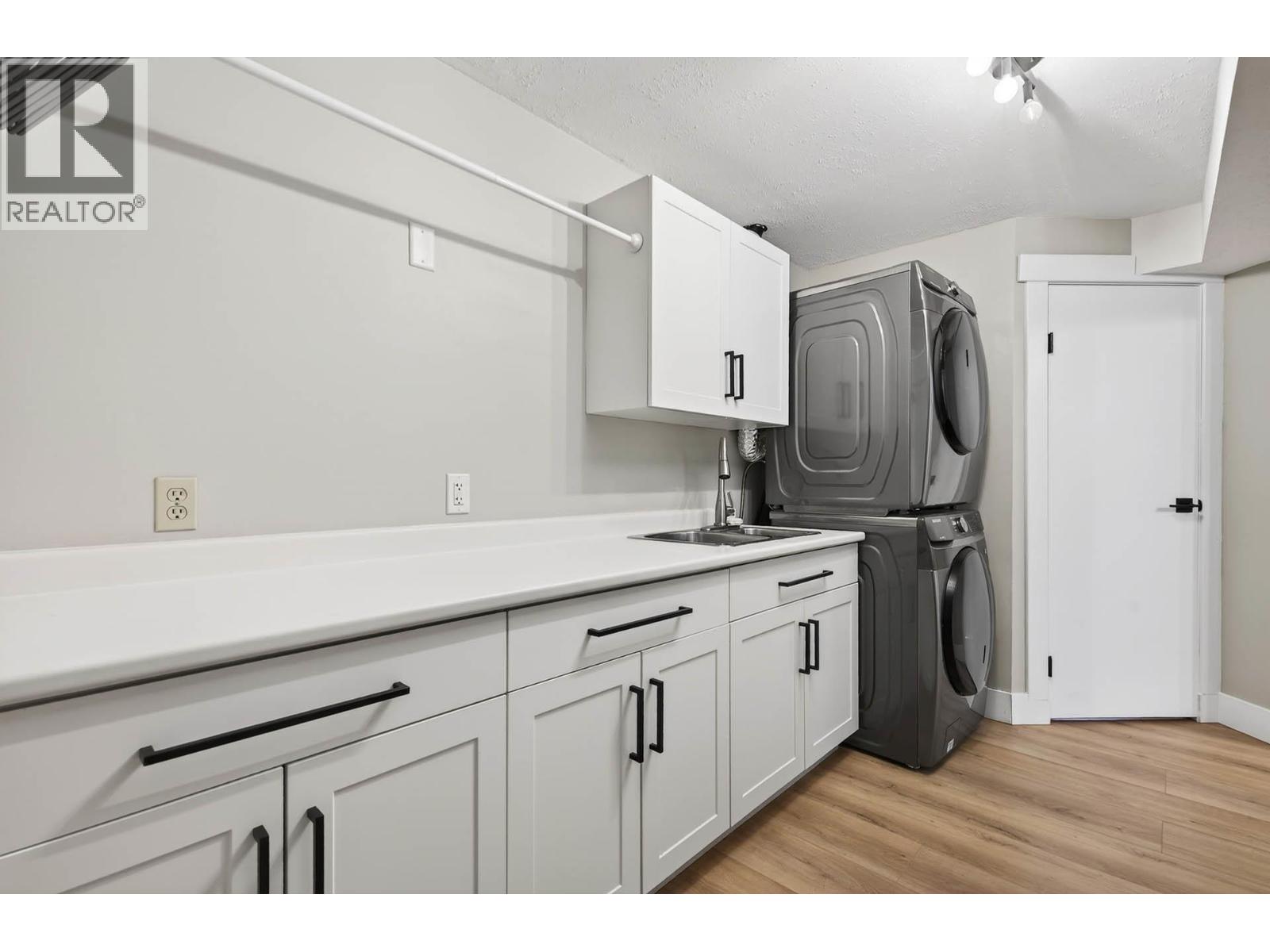 537 Gleneagles Drive, Kamloops, British Columbia  V2E 1X1 - Photo 31 - 10375580