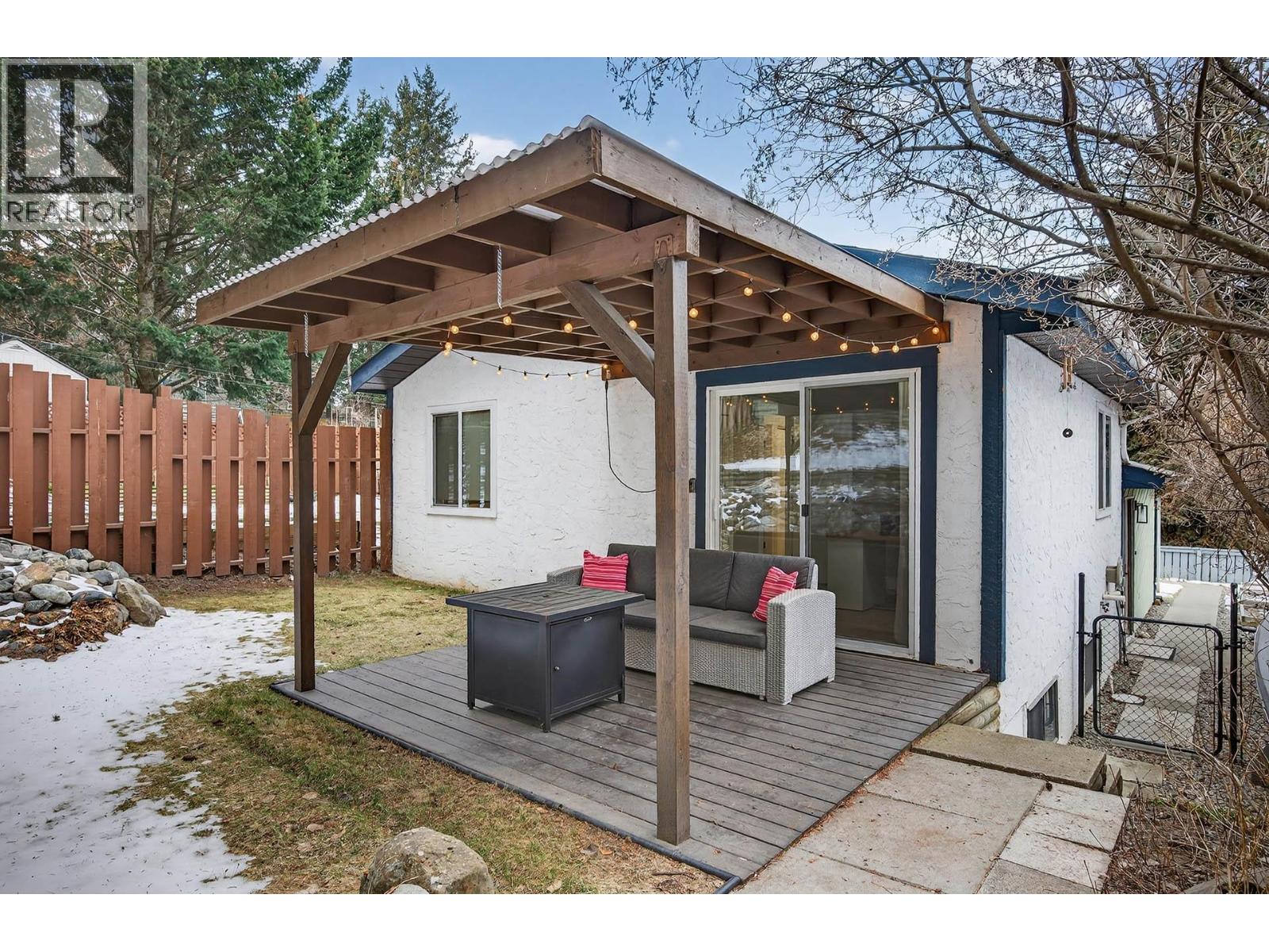 537 Gleneagles Drive, Kamloops, British Columbia  V2E 1X1 - Photo 34 - 10375580