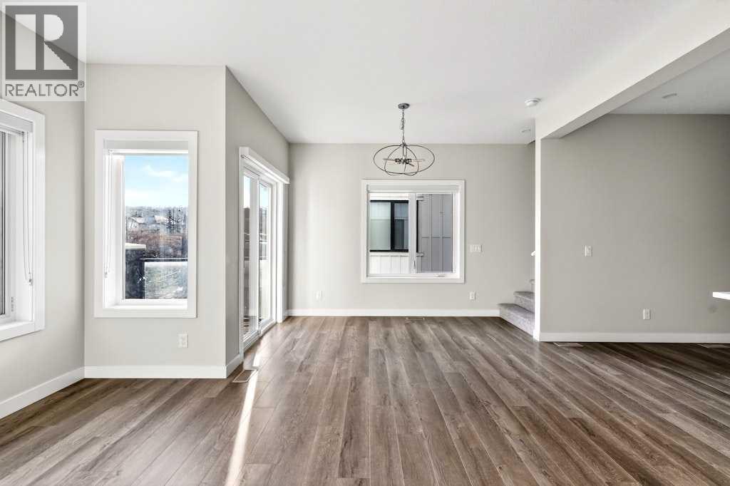 168 Crestridge Common Sw, Calgary, Alberta  T3B 6J5 - Photo 9 - A2285586