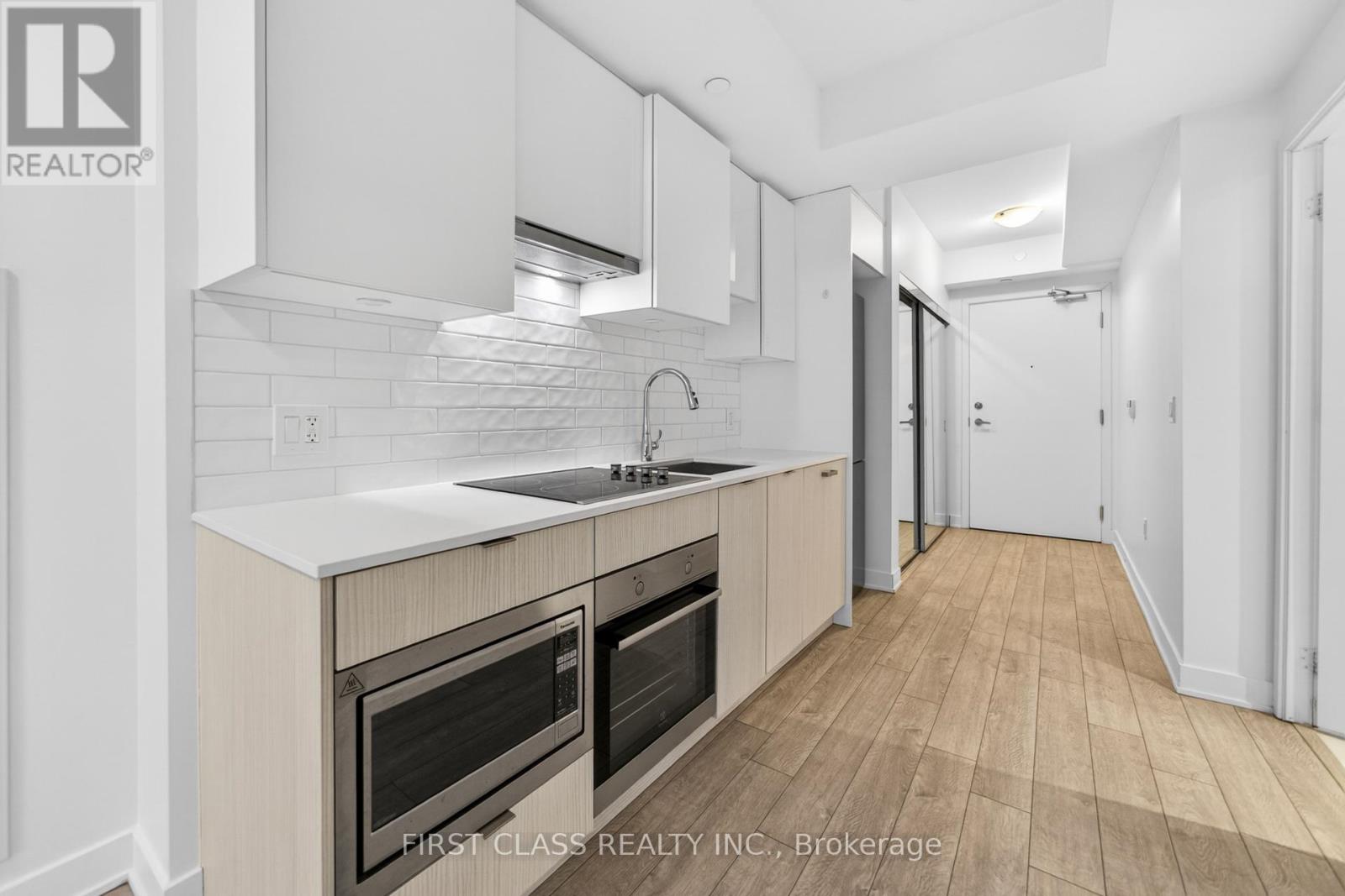 1615 - 195 Redpath Avenue, Toronto, Ontario  M4P 0E4 - Photo 8 - C12781434