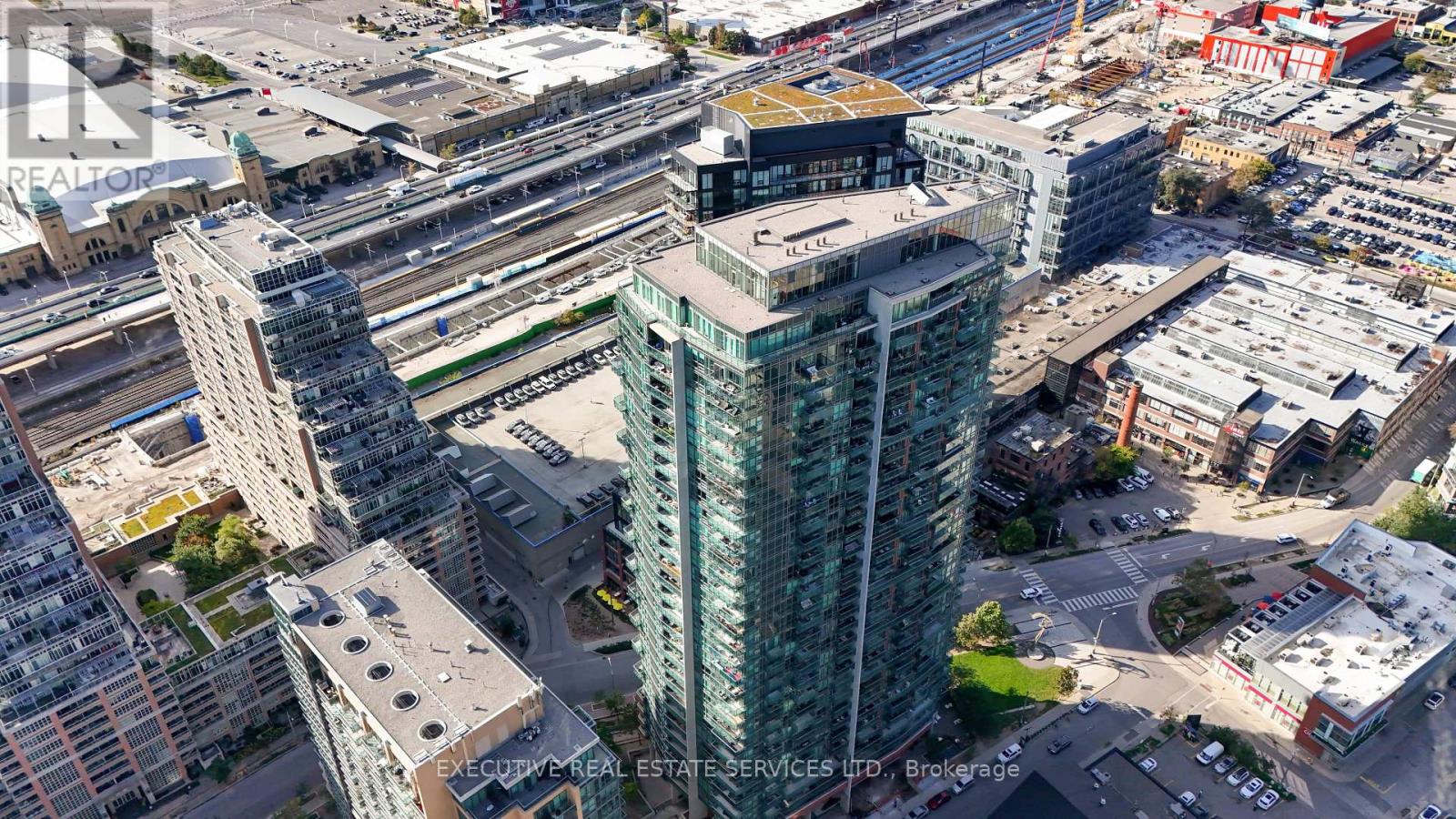 605 - 150 East Liberty Street, Toronto, Ontario  M6K 3R5 - Photo 1 - C12781474