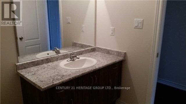 63 Tyndall Drive, Bradford West Gwillimbury (Bradford), Ontario  L3Z 4G7 - Photo 12 - N12781446