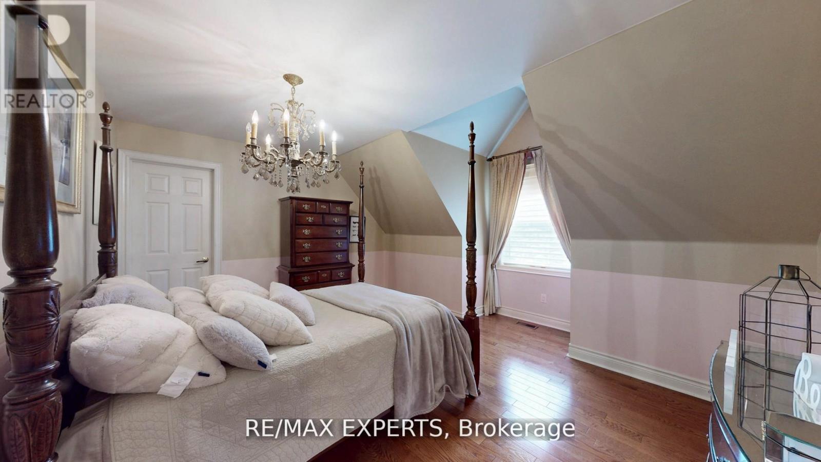 27 Theresa Circle, Vaughan, Ontario  L0J 1C0 - Photo 34 - N12781448