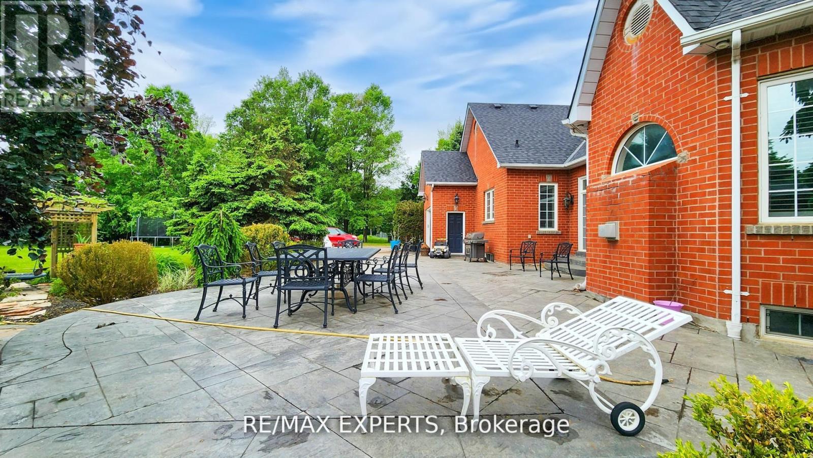 27 Theresa Circle, Vaughan, Ontario  L0J 1C0 - Photo 40 - N12781448