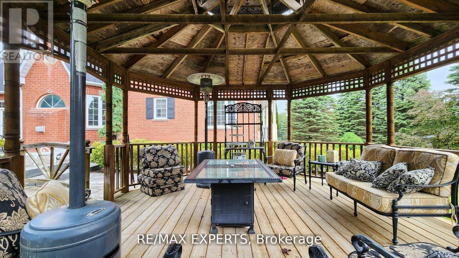 27 Theresa Circle, Vaughan, Ontario  L0J 1C0 - Photo 43 - N12781448