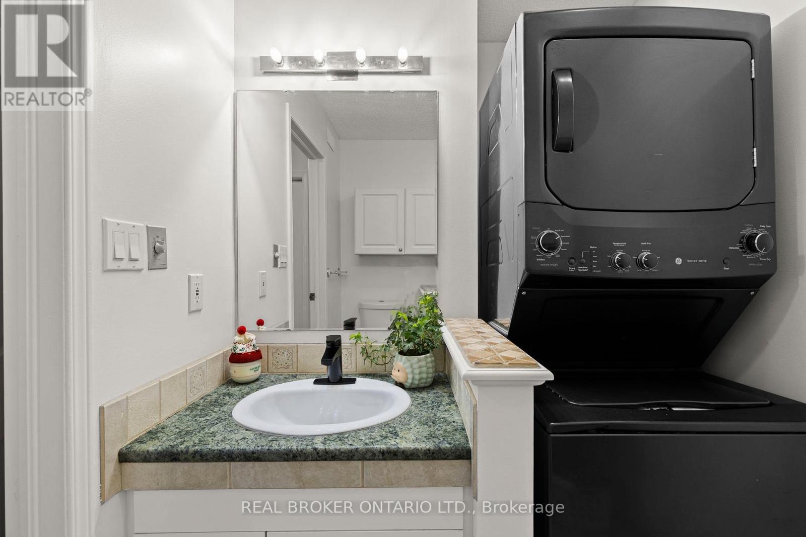 93 Simcoe Road, Ramara, Ontario  L0K 1B0 - Photo 17 - S12781418