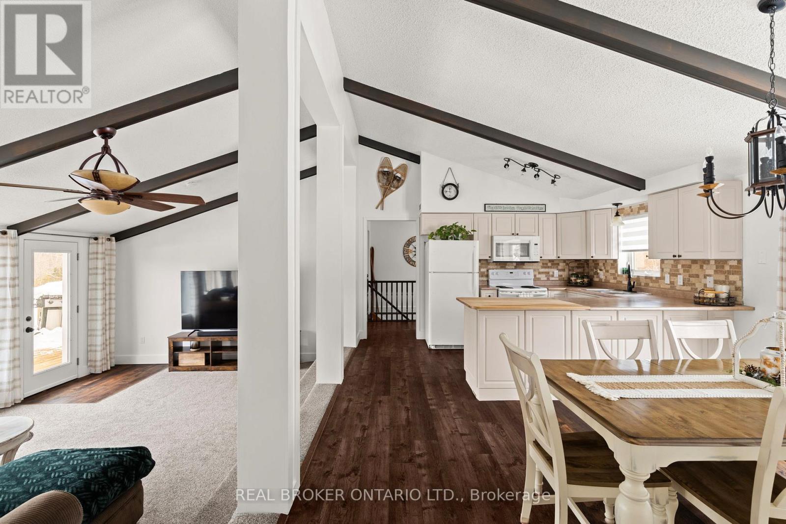 93 Simcoe Road, Ramara, Ontario  L0K 1B0 - Photo 19 - S12781418