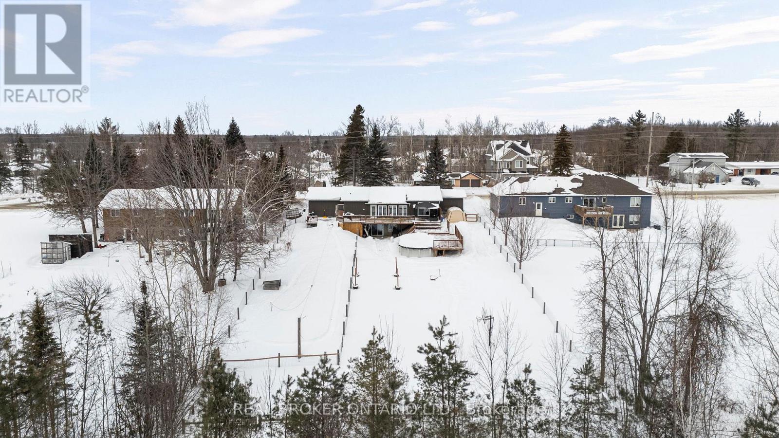 93 Simcoe Road, Ramara, Ontario  L0K 1B0 - Photo 4 - S12781418