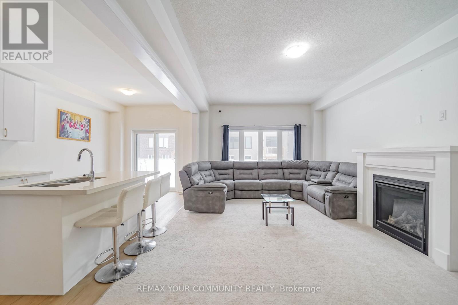 146 Flood Avenue, Clarington, Ontario  L1B 0W6 - Photo 7 - E12781356