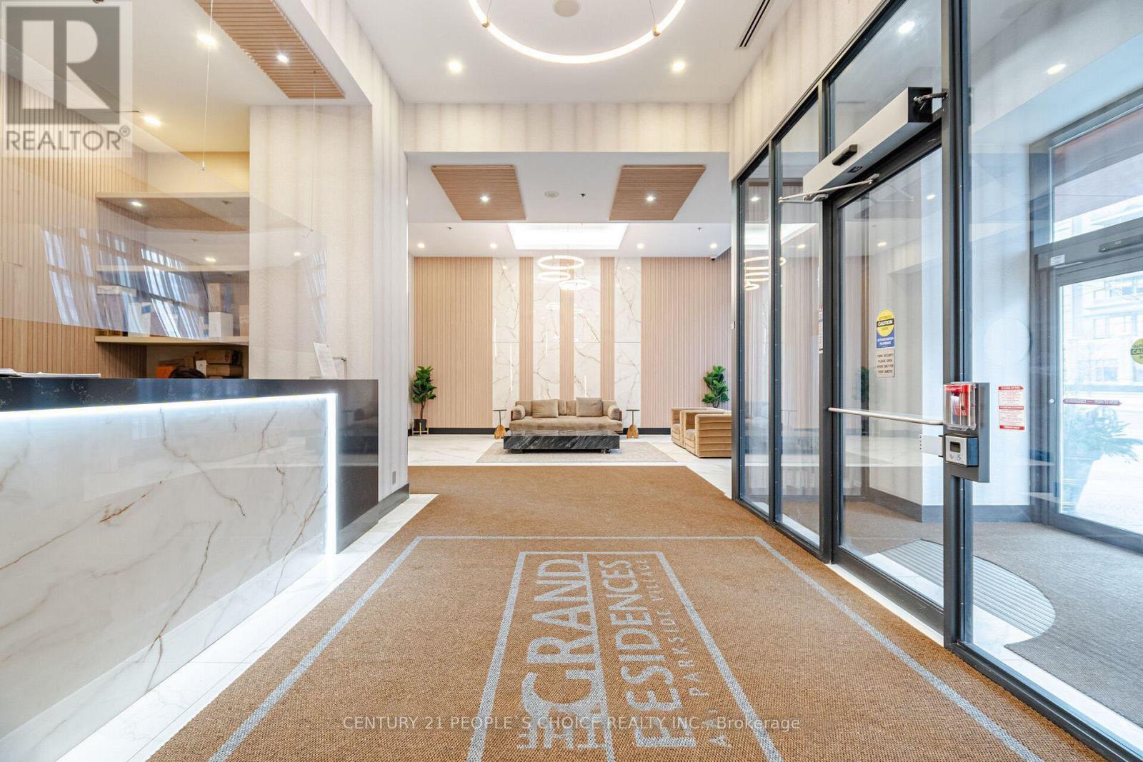 3605 - 4070 Confederation Parkway W, Mississauga, Ontario  L5B 0E9 - Photo 3 - W12781456