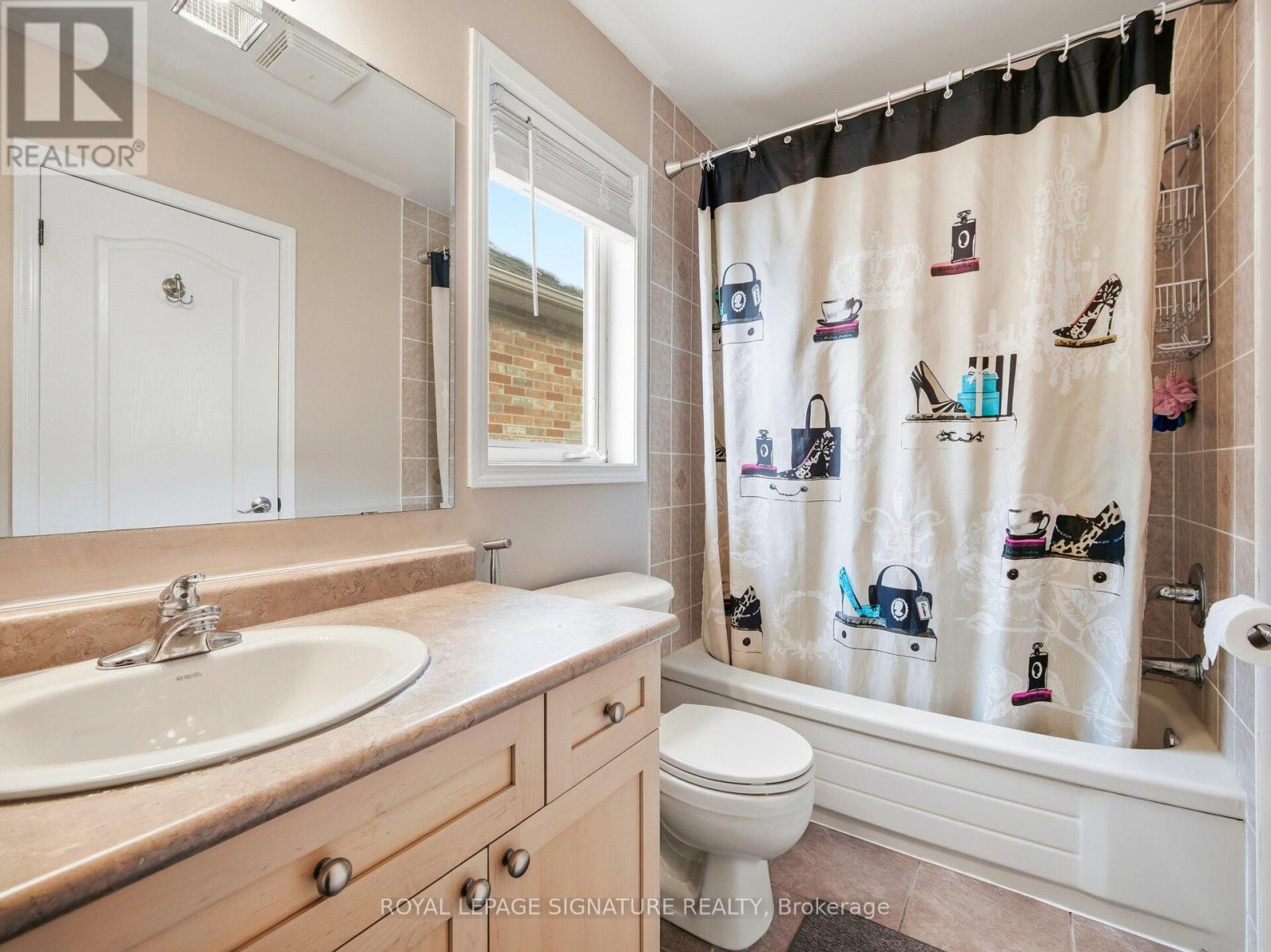 92 Owlridge Drive, Brampton, Ontario  L6X 0M5 - Photo 20 - W12781470