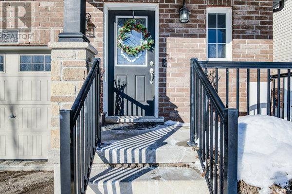 55 Upper Mercer Street, Kitchener, Ontario  N2A 4M9 - Photo 5 - X12781432