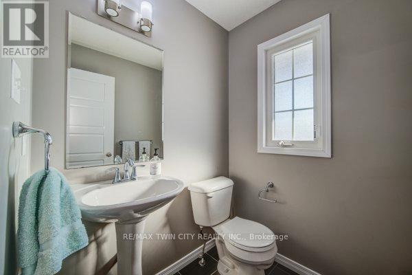 55 Upper Mercer Street, Kitchener, Ontario  N2A 4M9 - Photo 9 - X12781432