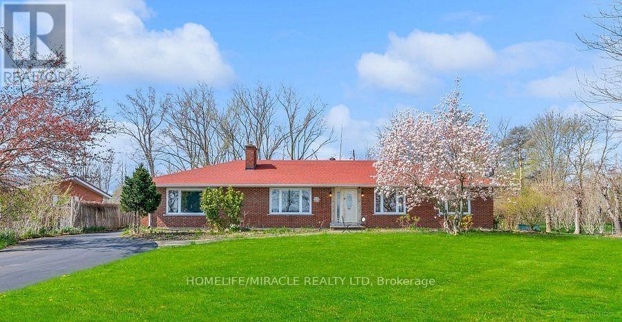 3035 Niagara Parkway, Fort Erie, Ontario  L2A 5M4 - Photo 3 - X12781468