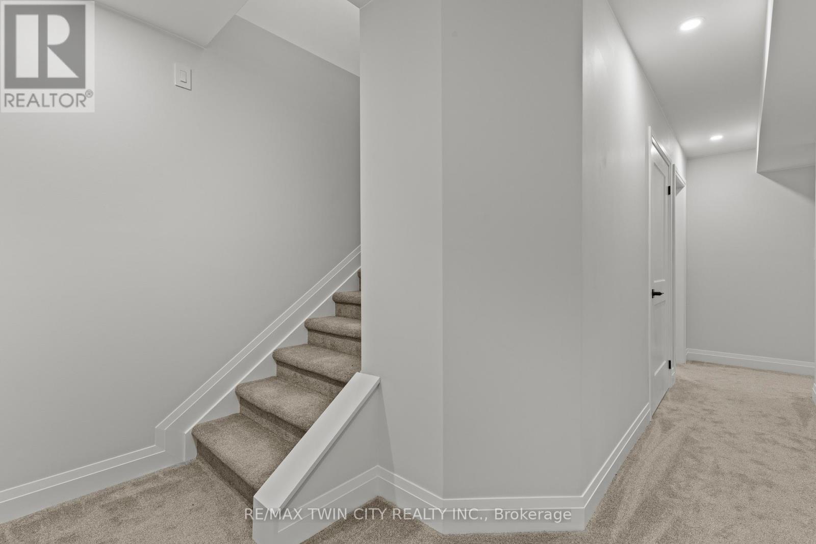 139 King Edward Street, Brant, Ontario  N3L 3E3 - Photo 25 - X12781492