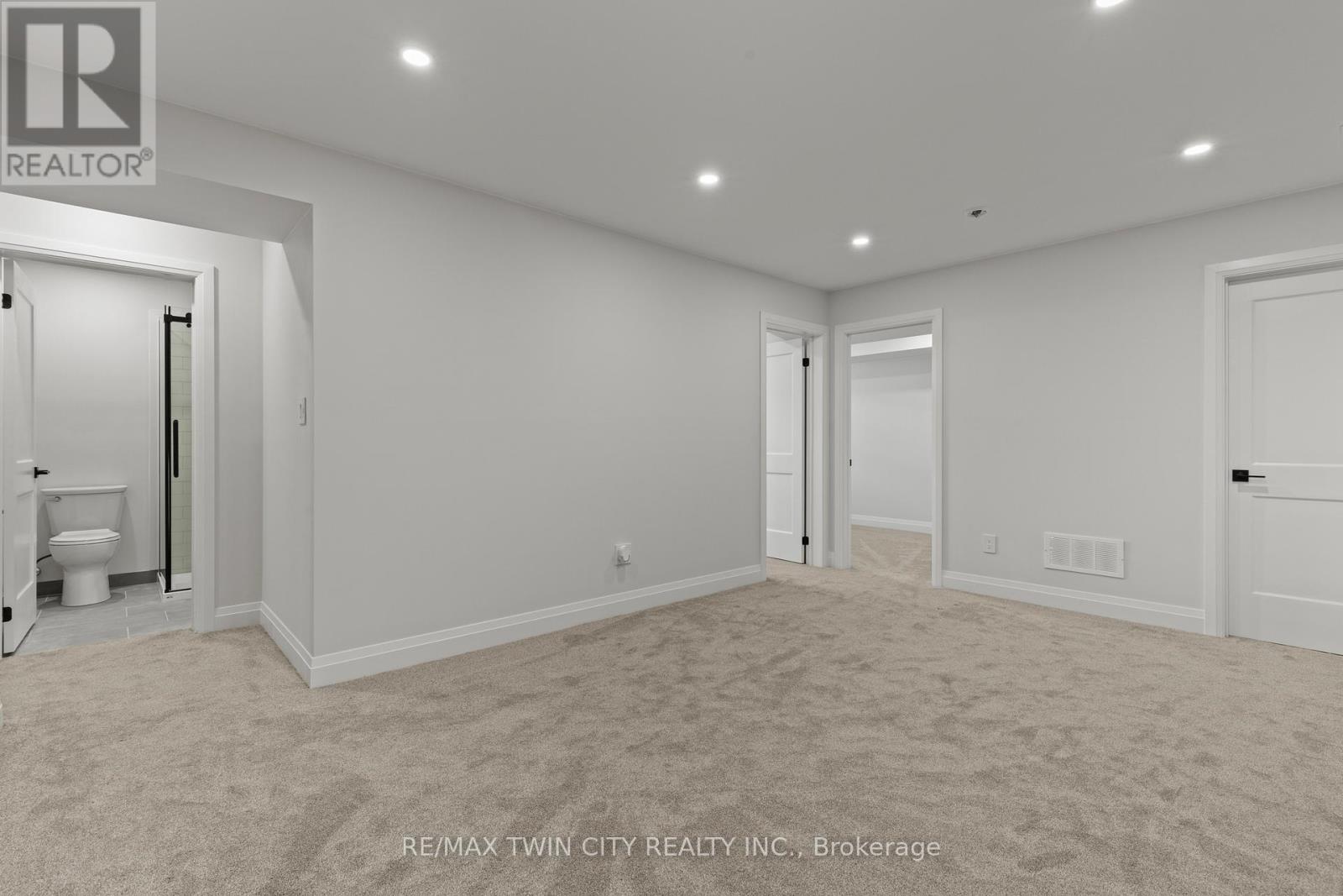 139 King Edward Street, Brant, Ontario  N3L 3E3 - Photo 26 - X12781492