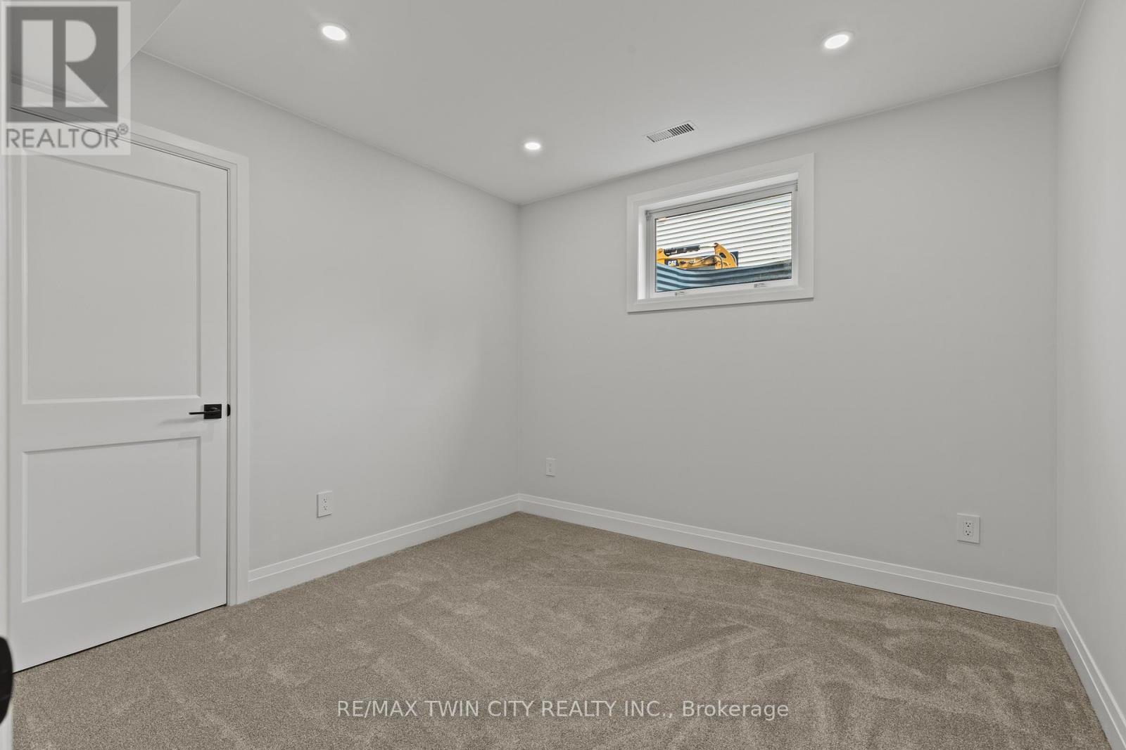 139 King Edward Street, Brant, Ontario  N3L 3E3 - Photo 29 - X12781492