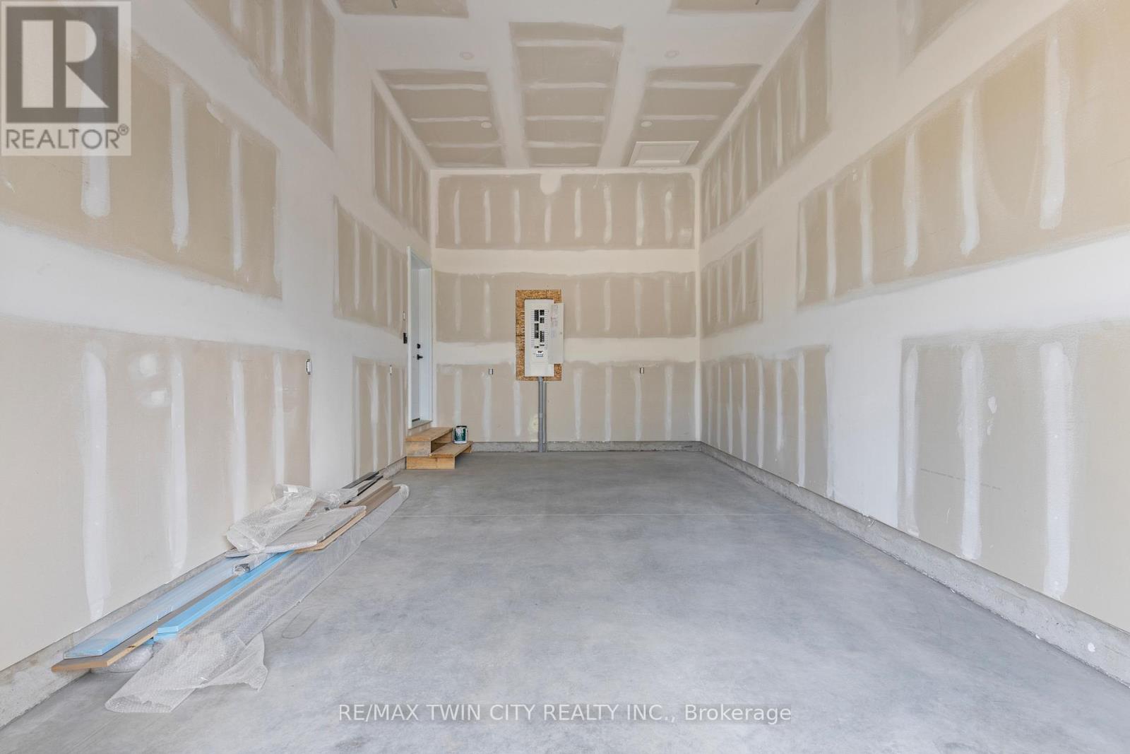 139 King Edward Street, Brant, Ontario  N3L 3E3 - Photo 34 - X12781492