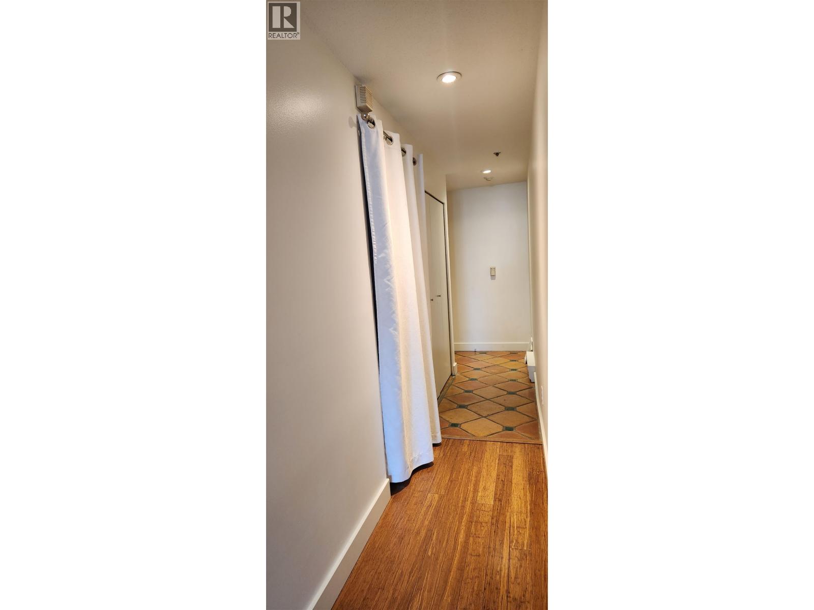 28 1345 W 4th Avenue, Vancouver, British Columbia  V6H 3Y8 - Photo 6 - R3087819