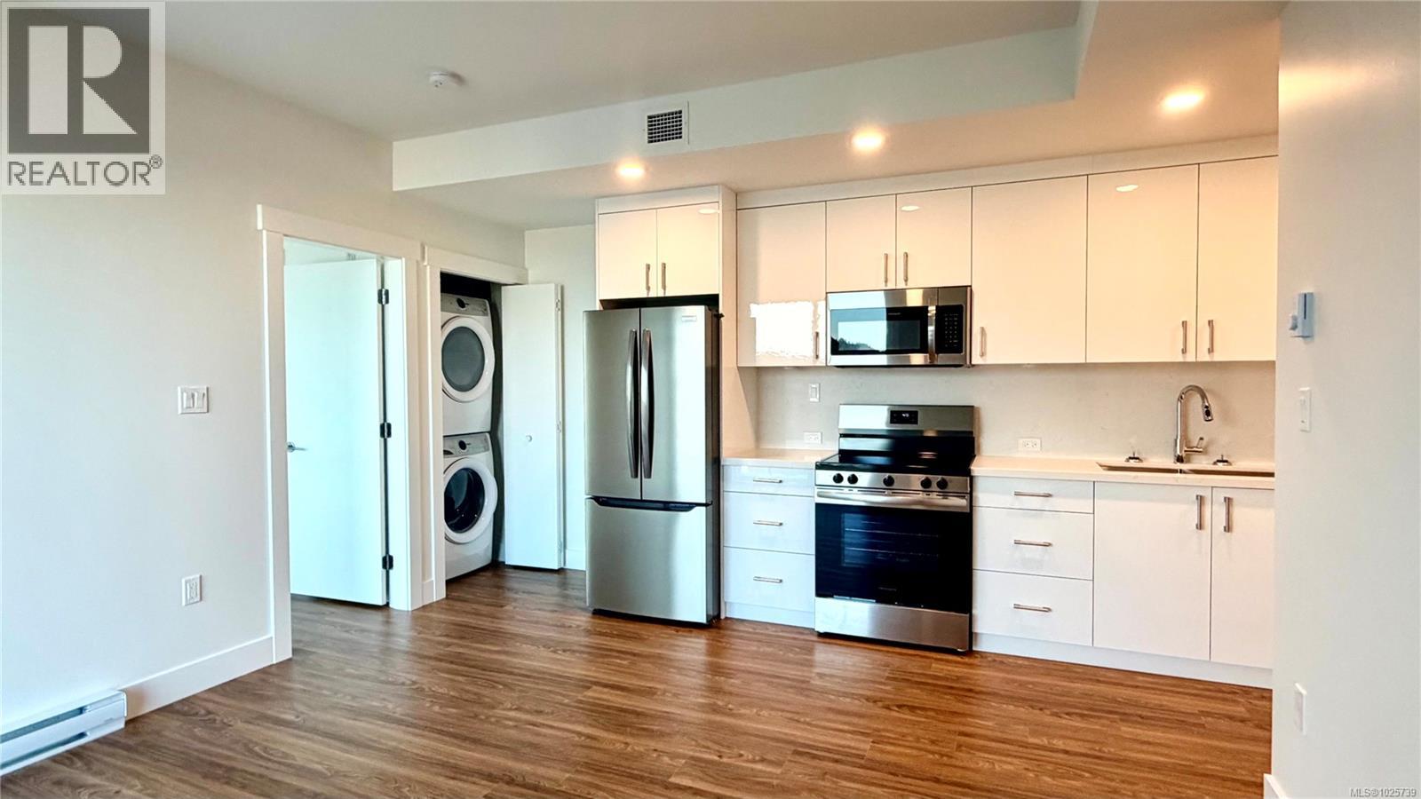 510 6320 Sentinal Dr, Nanaimo, British Columbia  V9V 1W4 - Photo 15 - 1025739