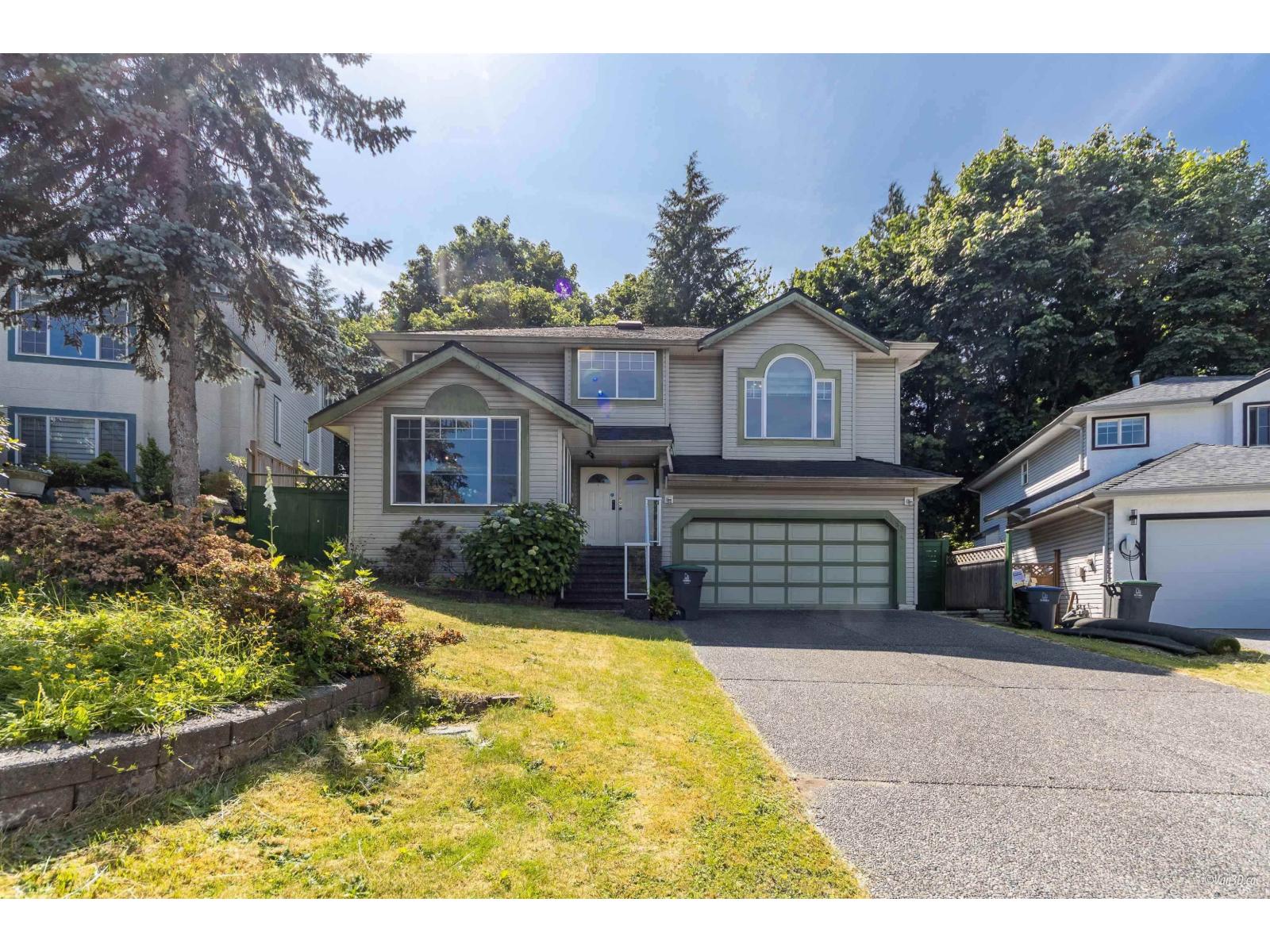 14534 ST. ANDREWS DRIVE, Surrey, British Columbia