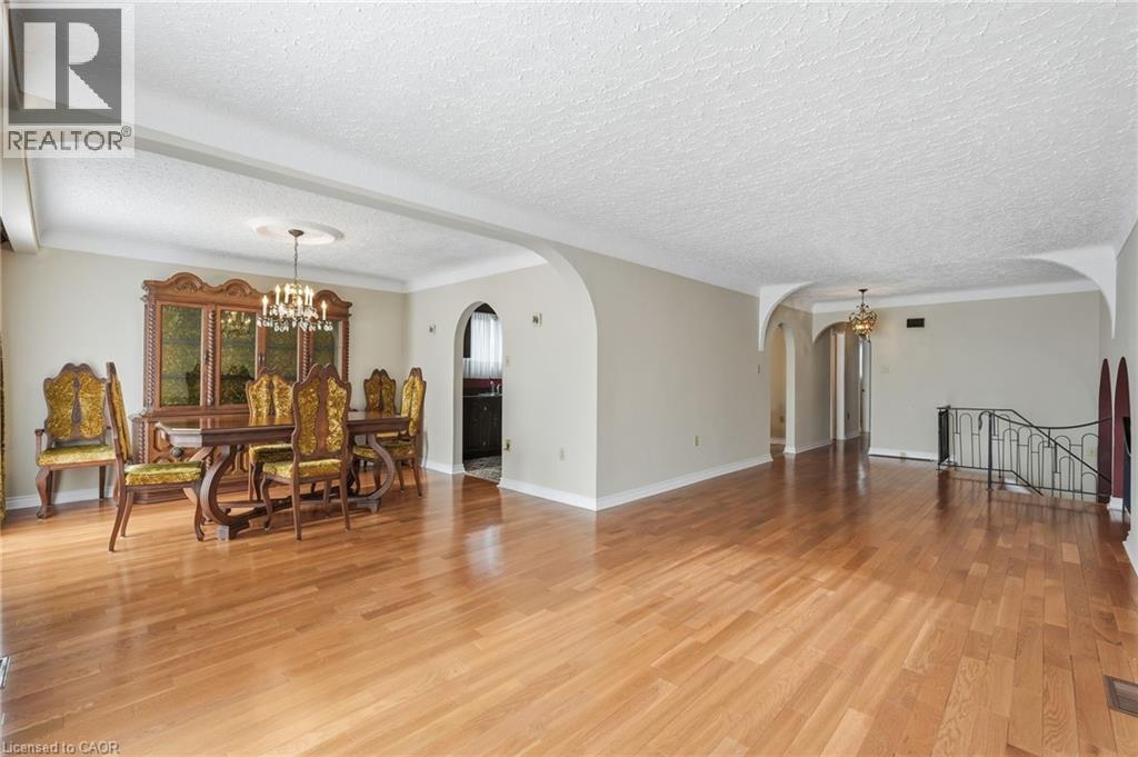 16 Harvard Place, Hamilton, Ontario  L9B 1S2 - Photo 15 - 40803921