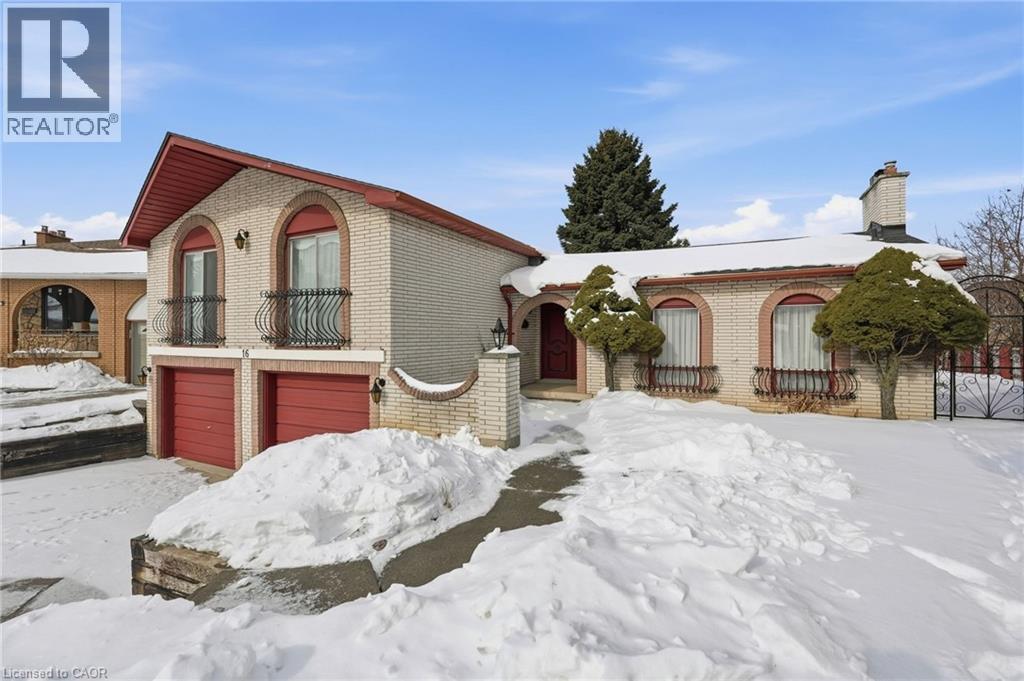 16 Harvard Place, Hamilton, Ontario  L9B 1S2 - Photo 2 - 40803921