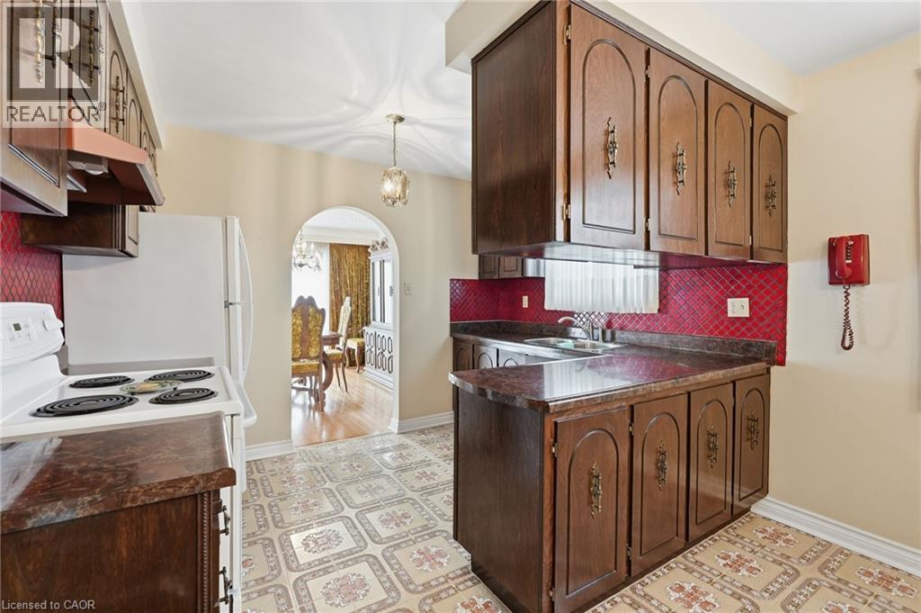 16 Harvard Place, Hamilton, Ontario  L9B 1S2 - Photo 21 - 40803921