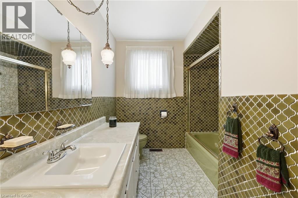 16 Harvard Place, Hamilton, Ontario  L9B 1S2 - Photo 26 - 40803921