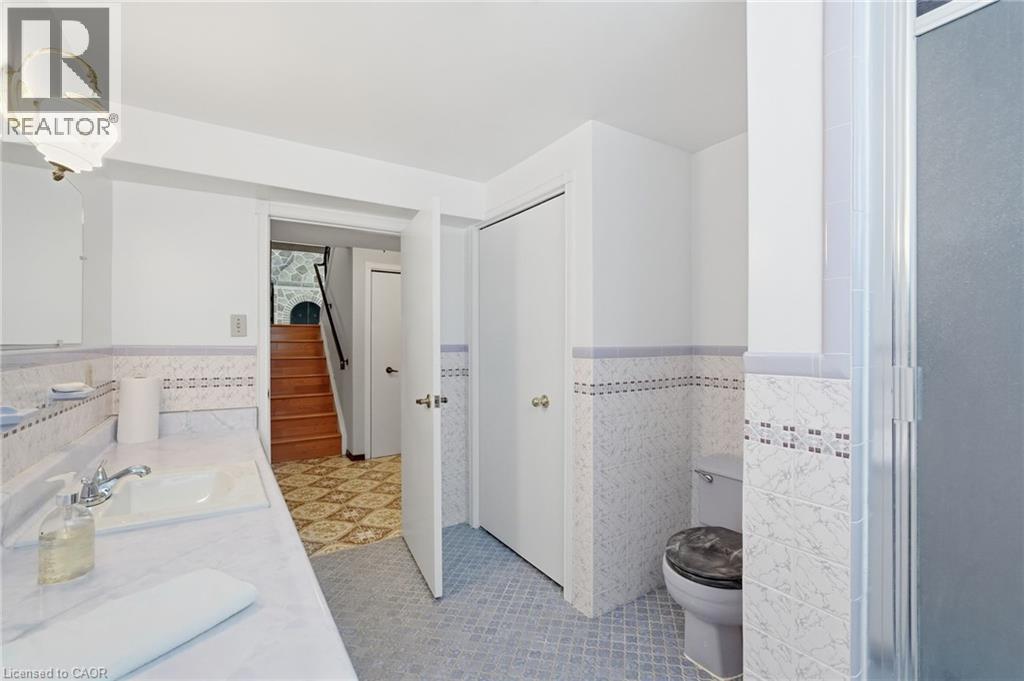 16 Harvard Place, Hamilton, Ontario  L9B 1S2 - Photo 44 - 40803921